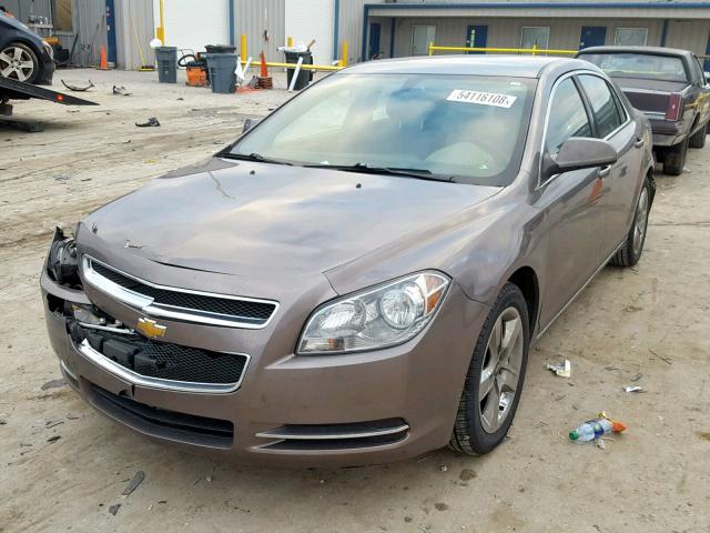 1G1ZC5EB5AF212504 - 2010 CHEVROLET MALIBU 1LT SILVER photo 2
