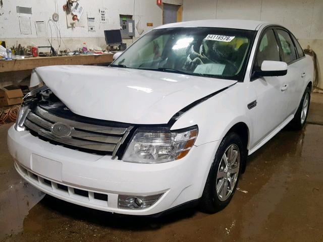 1FAHP24W78G168915 - 2008 FORD TAURUS SEL WHITE photo 2