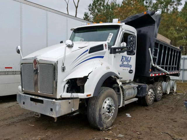 1NKZXP0X1JJ179409 - 2018 KENWORTH CONSTRUCTI WHITE photo 2