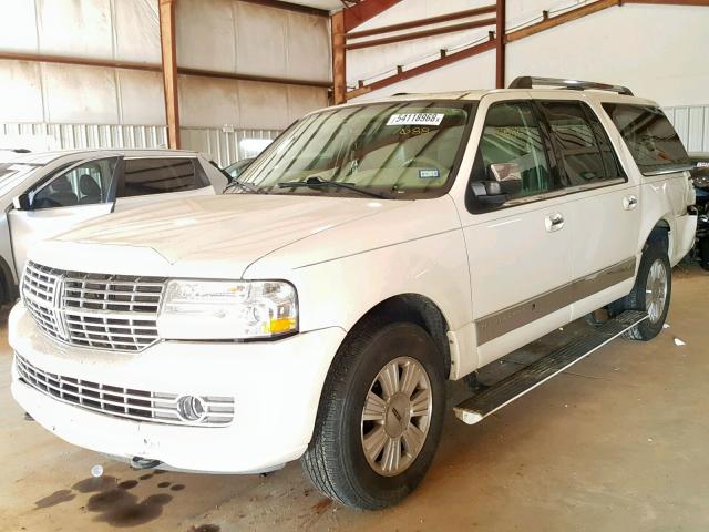 5LMFL27517LJ11088 - 2007 LINCOLN NAVIGATOR WHITE photo 2