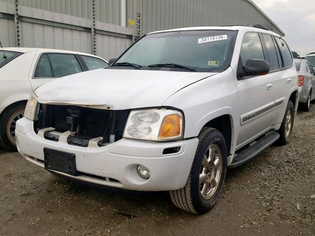 1GKDT13S822460725 - 2002 GMC ENVOY WHITE photo 2