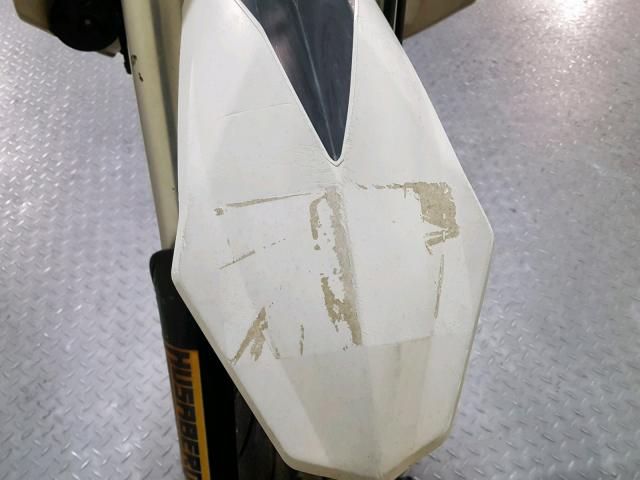 VBKHAN408BM552248 - 2011 HUSABERG FE570 WHITE photo 13