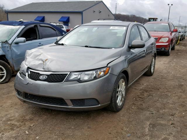 KNAFU4A24B5392943 - 2011 KIA FORTE EX GRAY photo 2