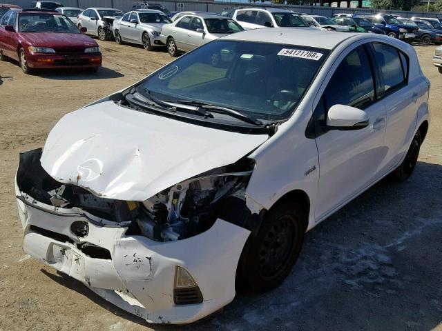 JTDKDTB34D1054584 - 2013 TOYOTA PRIUS C WHITE photo 2