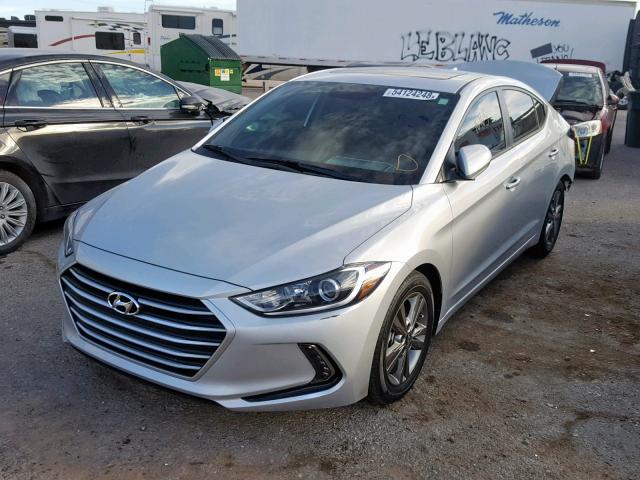 5NPD84LF1JH247887 - 2018 HYUNDAI ELANTRA SE SILVER photo 2