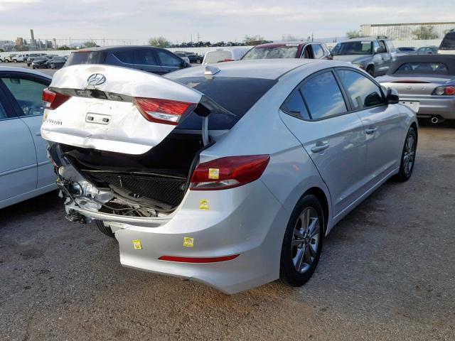 5NPD84LF1JH247887 - 2018 HYUNDAI ELANTRA SE SILVER photo 4