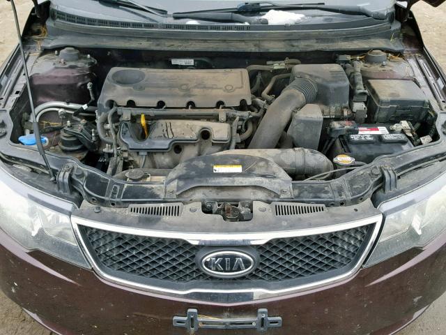 KNAFU4A22A5876351 - 2010 KIA FORTE EX MAROON photo 7