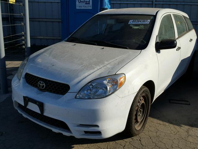 2T1KR32E73C048517 - 2003 TOYOTA MATRIX WHITE photo 2