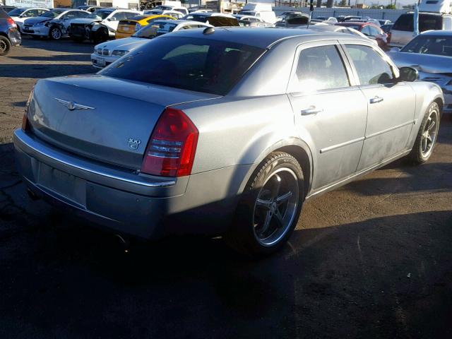 2C3LA63H96H246603 - 2006 CHRYSLER 300C GRAY photo 4