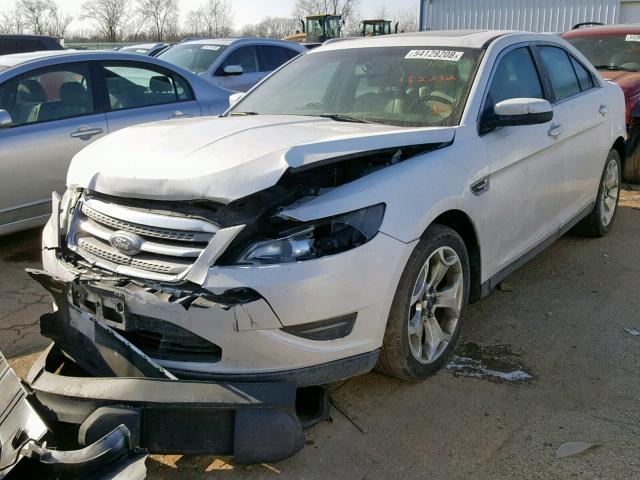 1FAHP2EWXBG175329 - 2011 FORD TAURUS SEL WHITE photo 2