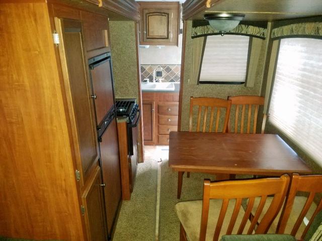 1UJBJ0BS6C18S0215 - 2012 JAYCO JAFEATHER WHITE photo 9