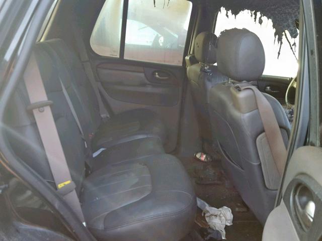 1GKDT13S242152632 - 2004 GMC ENVOY BLACK photo 6