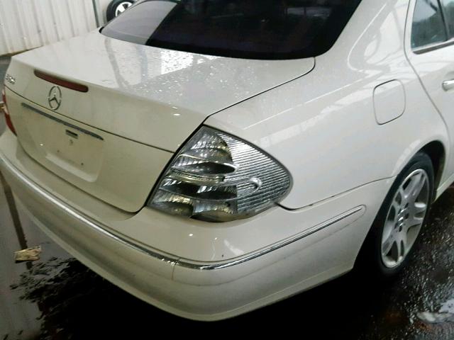 WDBUF56J36A805120 - 2006 MERCEDES-BENZ E 350 WHITE photo 9