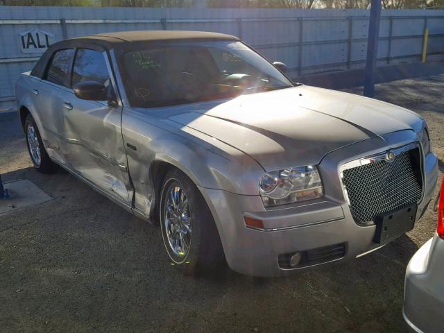 2C3KA53G87H632752 - 2007 CHRYSLER 300 TOURIN SILVER photo 1