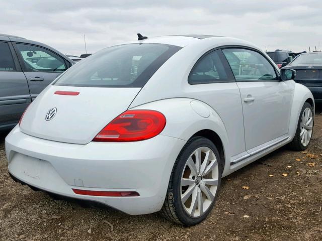 3VWJ17AT2EM650727 - 2014 VOLKSWAGEN BEETLE WHITE photo 4