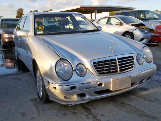 WDBJF65J1YB166856 - 2000 MERCEDES-BENZ E 320 SILVER photo 1