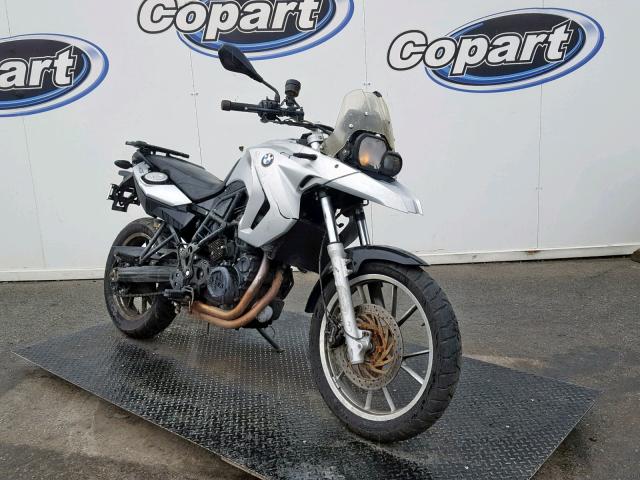 WB1022804BZW91569 - 2011 BMW F650 GS SILVER photo 1