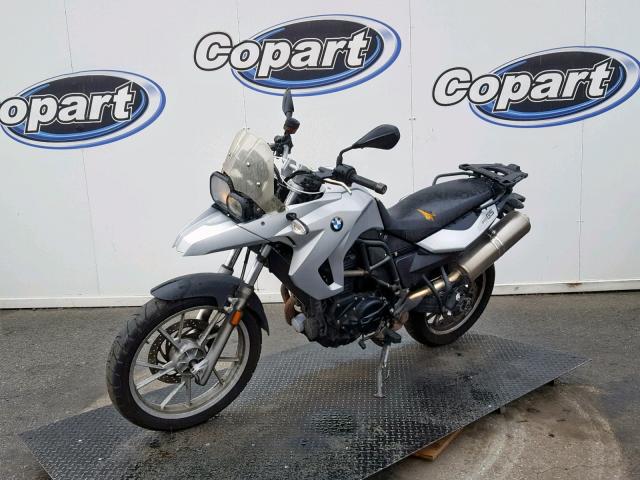 WB1022804BZW91569 - 2011 BMW F650 GS SILVER photo 2