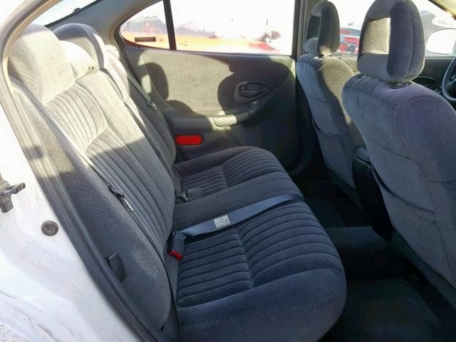 1G2WK52J21F260345 - 2001 PONTIAC GRAND PRIX WHITE photo 6