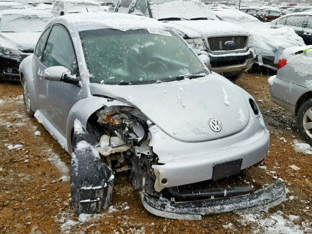 3VWCK31C74M415799 - 2004 VOLKSWAGEN NEW BEETLE GRAY photo 1