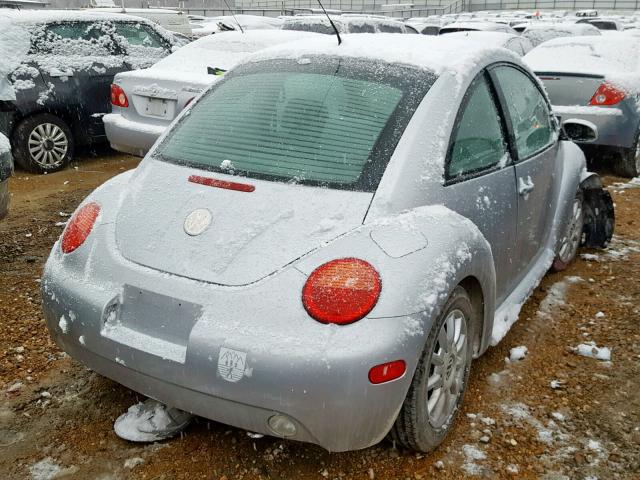 3VWCK31C74M415799 - 2004 VOLKSWAGEN NEW BEETLE GRAY photo 4