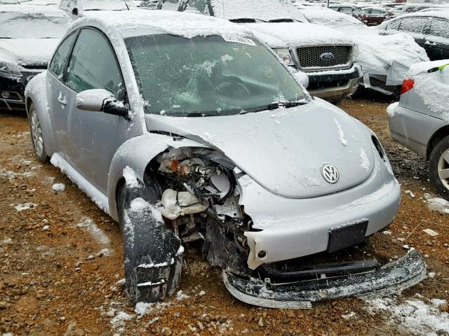 3VWCK31C74M415799 - 2004 VOLKSWAGEN NEW BEETLE GRAY photo 9