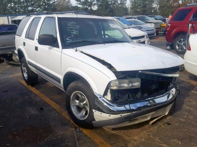 1GNCS13W1X2229581 - 1999 CHEVROLET BLAZER WHITE photo 1