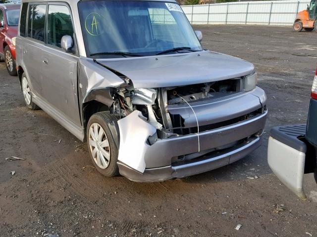 JTLKT324250179395 - 2005 TOYOTA SCION XB 灰色 照片 9