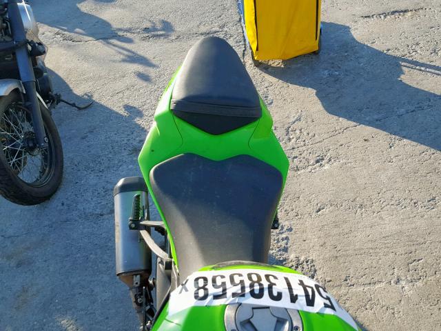 JKAZX4R10BA025798 - 2011 KAWASAKI ZX600 R GREEN photo 6