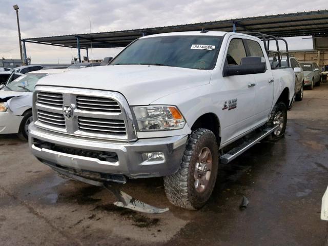 3C6UR5DL5GG109303 - 2016 RAM 2500 SLT WHITE photo 2