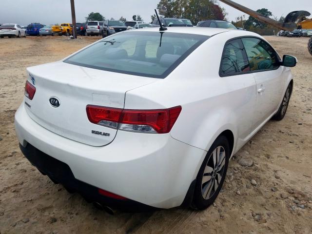 KNAFU6A20D5670171 - 2013 KIA FORTE EX WHITE photo 4