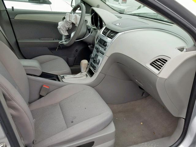 1G1ZA5EU6BF307050 - 2011 CHEVROLET MALIBU LS SILVER photo 5