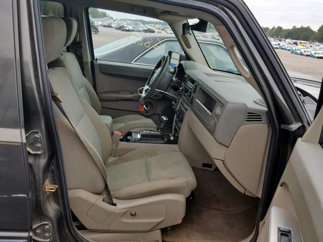 1J8HH48N26C248320 - 2006 JEEP COMMANDER BEIGE photo 5