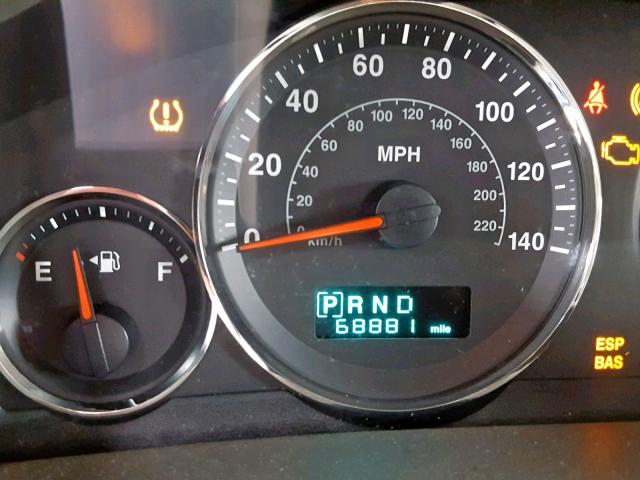 1J8HH48N26C248320 - 2006 JEEP COMMANDER BEIGE photo 8