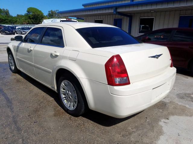 2C3JA43R85H543316 - 2005 CHRYSLER 300 BEIGE photo 3