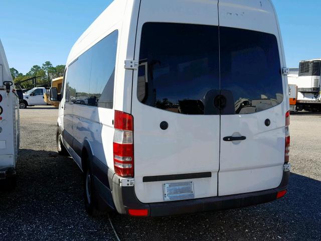 WDZPE8DC3FP137646 - 2015 MERCEDES-BENZ SPRINTER 2 WHITE photo 3