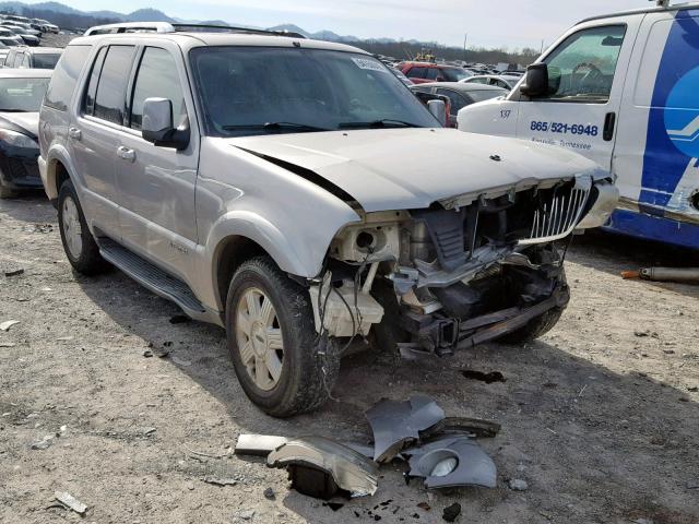 5LMEU88H05ZJ16135 - 2005 LINCOLN AVIATOR 银色 照片 1