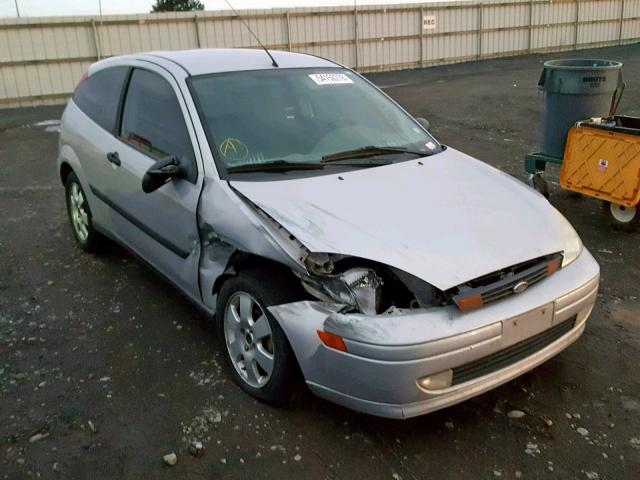 3FAFP31302R169752 - 2002 FORD FOCUS ZX3 SILVER photo 1