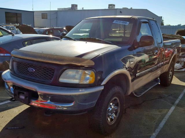 1FTPX28W7WNA65910 - 1998 FORD F250 BLACK photo 2