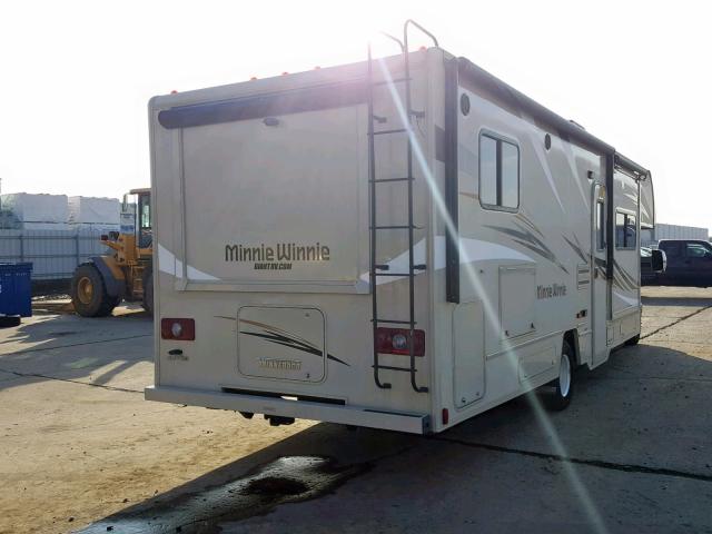 1FDXE4FS1HDC26306 - 2017 WINNEBAGO MINNIEWINN TWO TONE photo 4