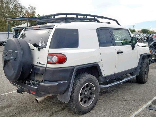 JTEBU4BF6DK149119 - 2013 TOYOTA FJ CRUISER WHITE photo 4