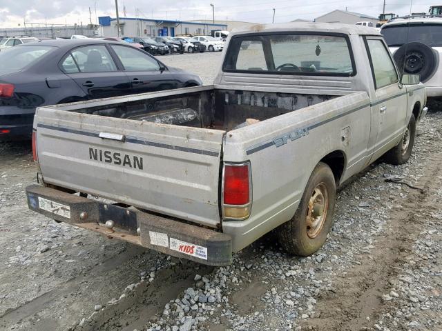 1N6ND01S0GC344492 - 1986 NISSAN 720 SILVER photo 4