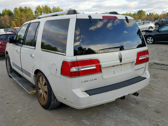 5LMFU28558LJ18414 - 2008 LINCOLN NAVIGATOR WHITE photo 3