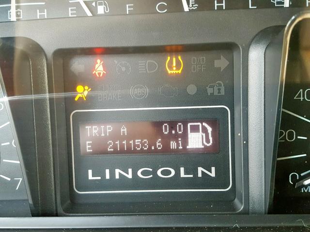 5LMFU28558LJ18414 - 2008 LINCOLN NAVIGATOR WHITE photo 8