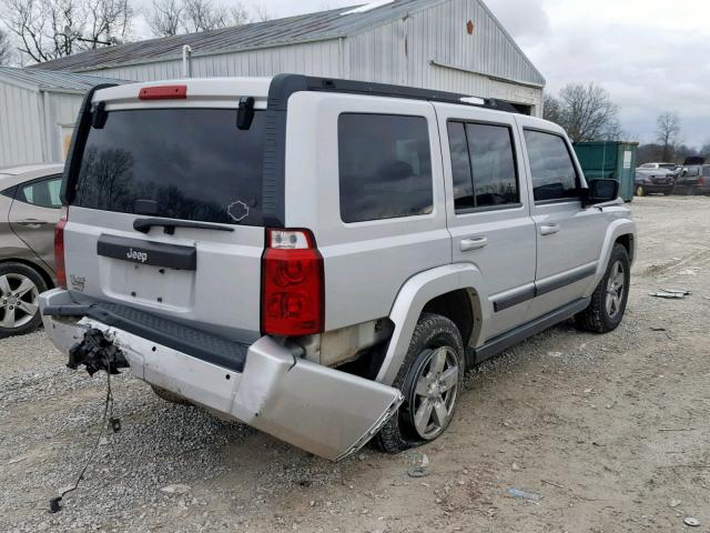 1J8HG48K27C598752 - 2007 JEEP COMMANDER SILVER photo 4