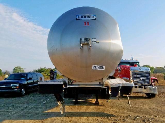 5WSAA4529CN043109 - 2012 WALK TANKER SILVER photo 7