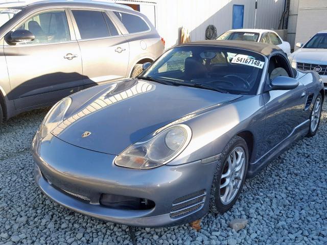 WP0CA29823U620313 - 2003 PORSCHE BOXSTER GRAY photo 2