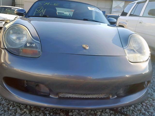 WP0CA29823U620313 - 2003 PORSCHE BOXSTER GRAY photo 9