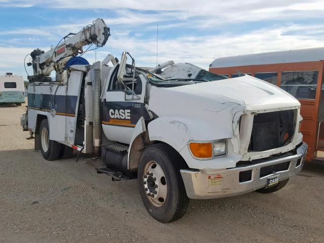 3FRNF65F17V483216 - 2007 FORD F650 SUPER WHITE photo 1