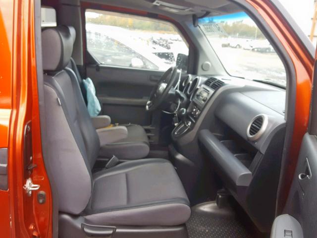 5J6YH28645L024656 - 2005 HONDA ELEMENT EX ORANGE photo 5